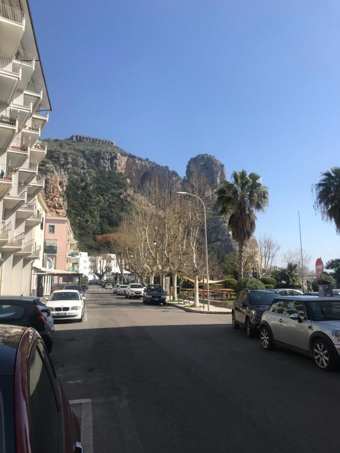B E B Riviera Di Levante Terracina Eksteriør bilde
