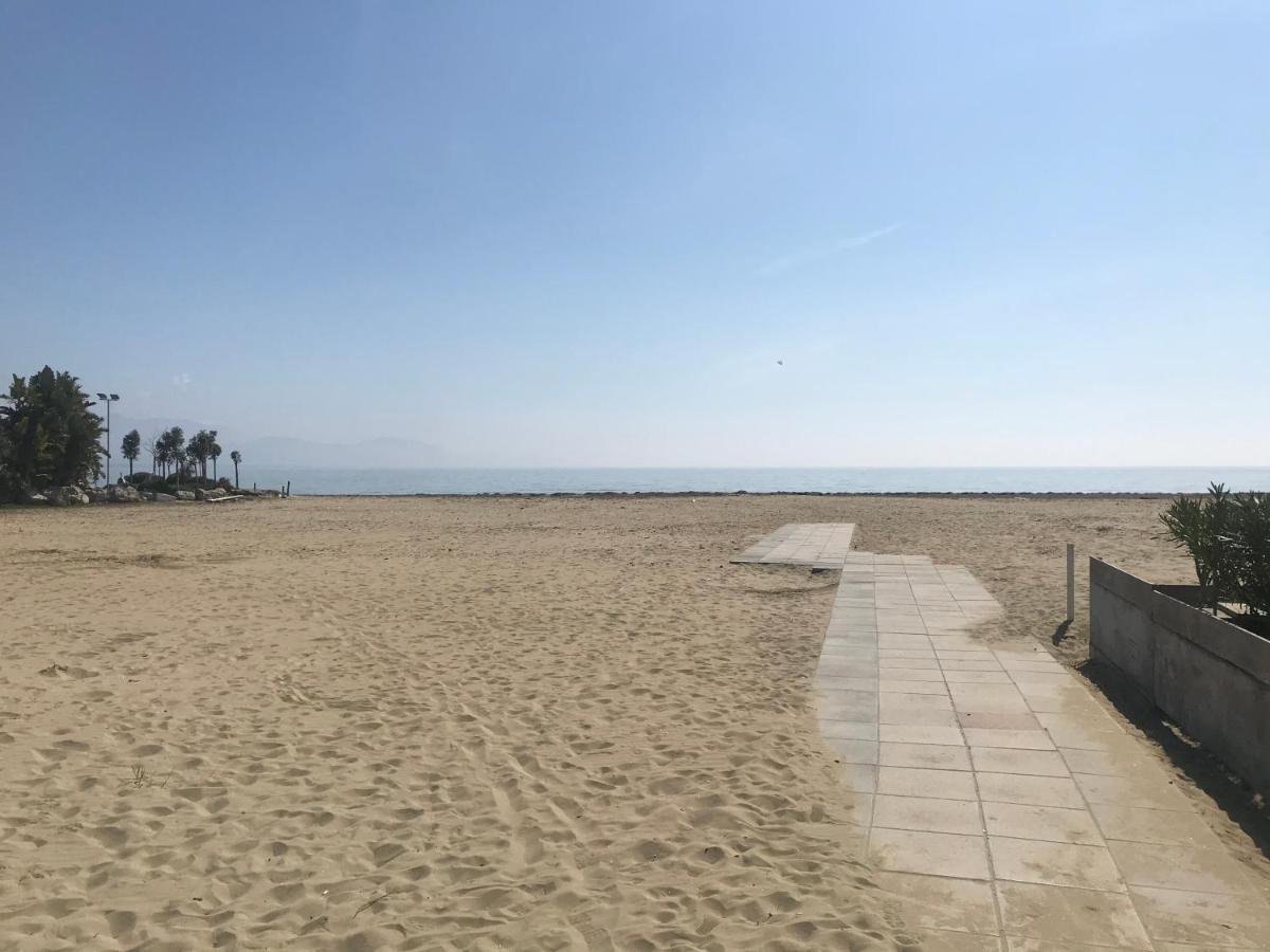 B E B Riviera Di Levante Terracina Eksteriør bilde