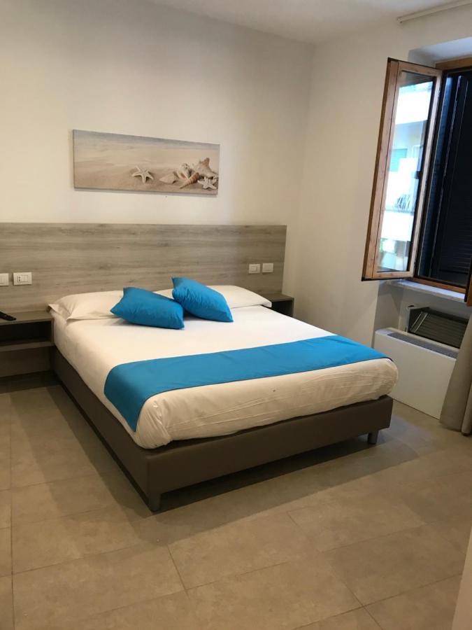 B E B Riviera Di Levante Terracina Eksteriør bilde