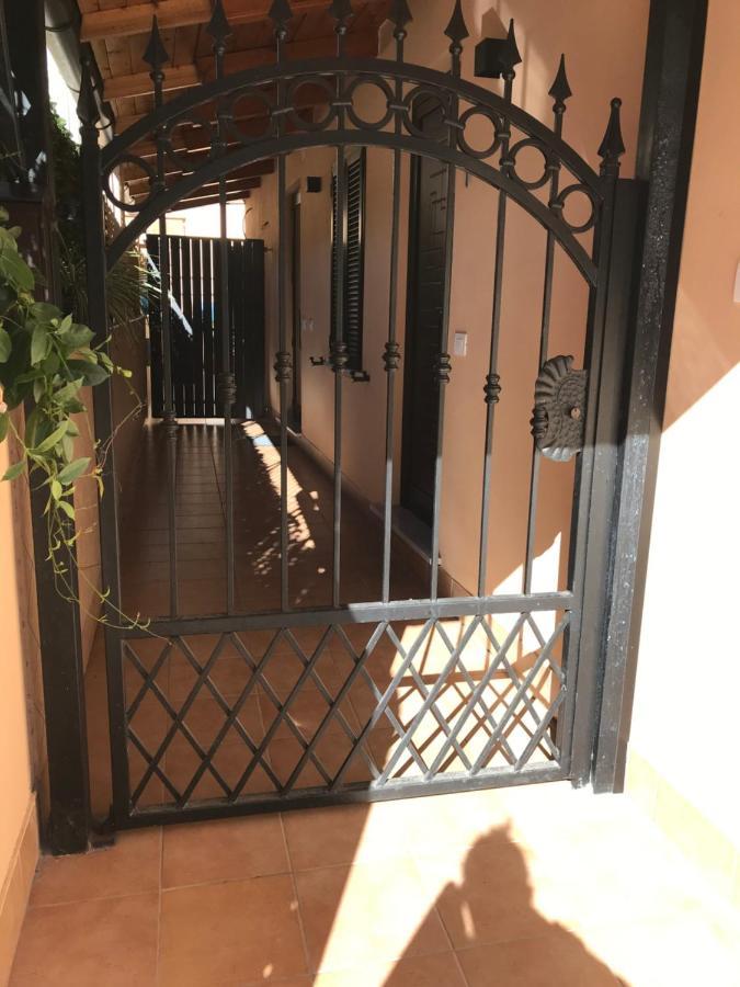 B E B Riviera Di Levante Terracina Eksteriør bilde